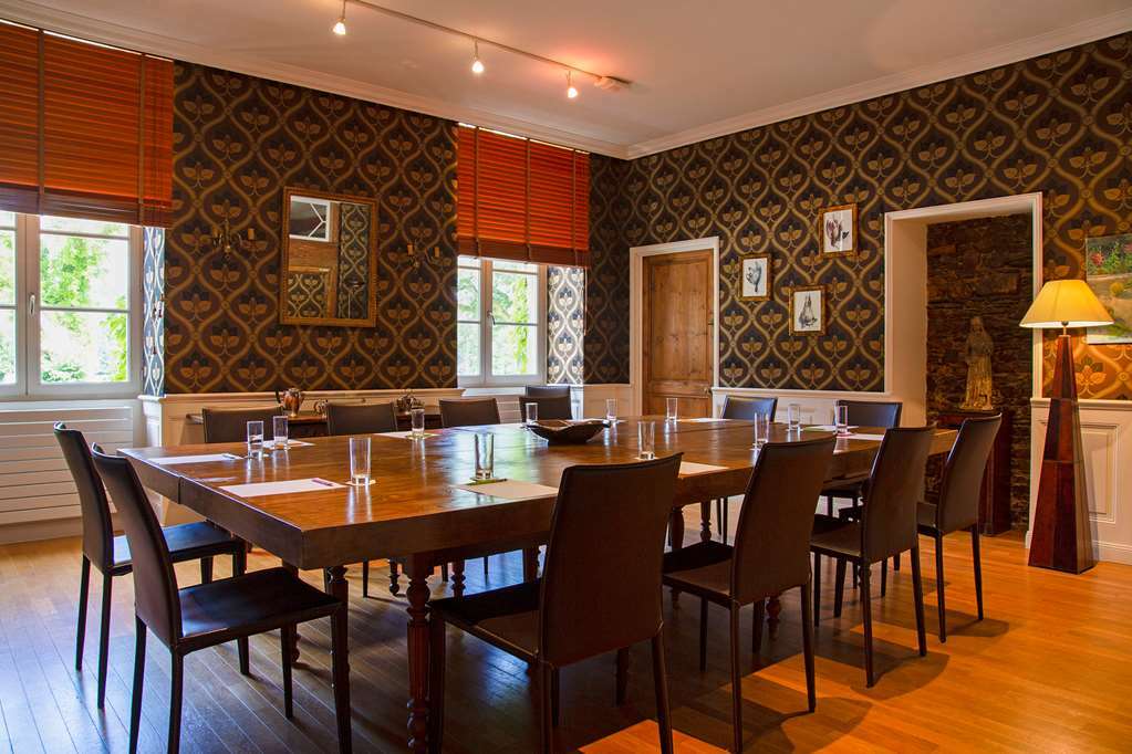 Le Manoir De La Jahotiere Hotel Abbaretz Restoran gambar